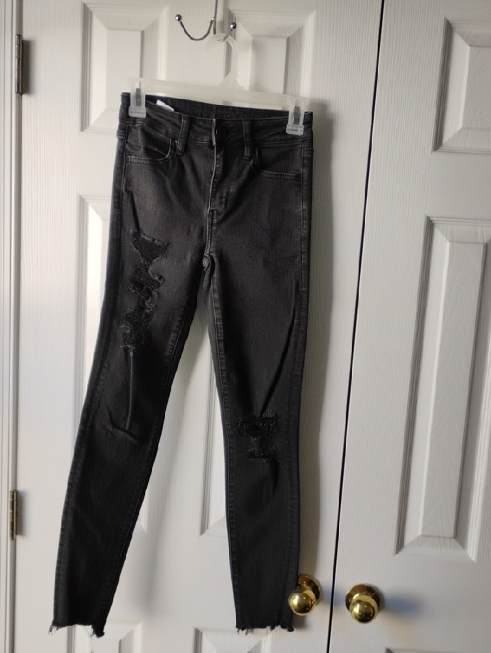 American Eagle Outfitters Black Ripped High-Rise Skinny Jeans